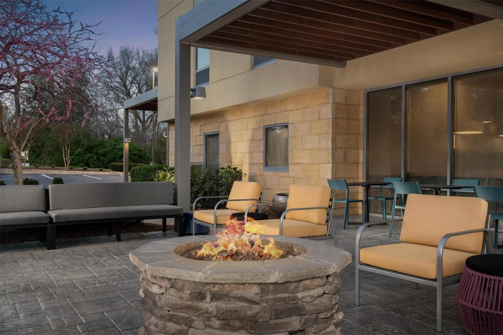 Home2 Suites Nashville Airport Экстерьер фото